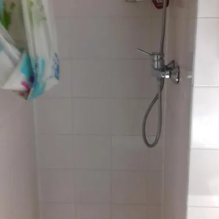 Renove En Rez De Jardin Climatise * Cannes